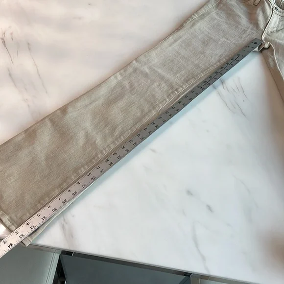 🔥 AG Flare Jeans 🔥 - Picture 11 of 12